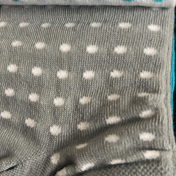 New Goldtoe 6 prs Women’s No Show Socks - Picture 6 of 10